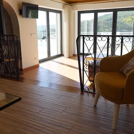 Azul Ferreira do Zêzere